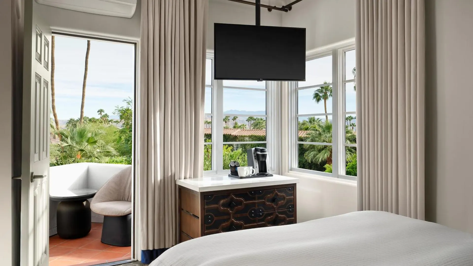 **** Hotel Triada Palm Springs, Autograph Collection United States